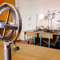 Лабораторії та Музеї кафедри фізики